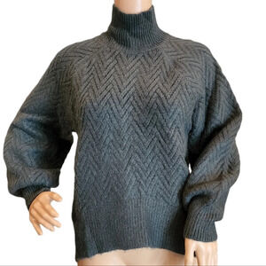 Abercrombie & Fitch green faux wool‎ knitted turtleneck sweater.